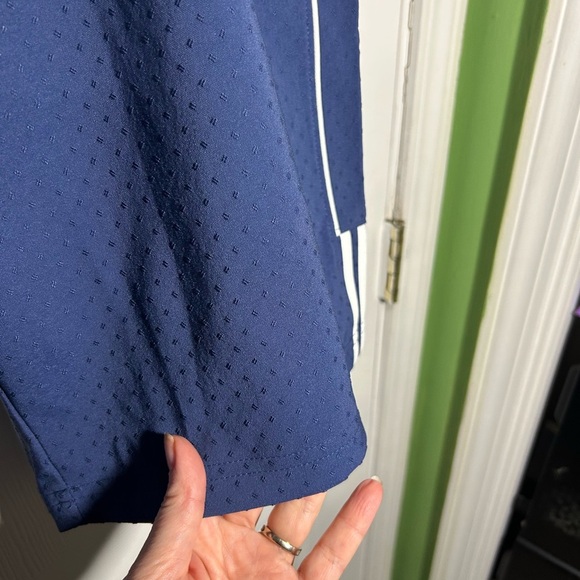 ADIDAS Men’s 3 Stripe Dobby Golf Shorts Mens Size 38 NWT. Navy w/Orange Textured - Picture 4 of 11